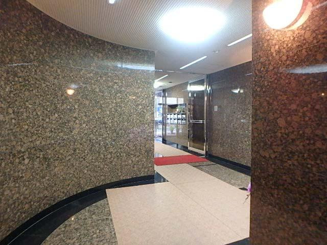 ホール①