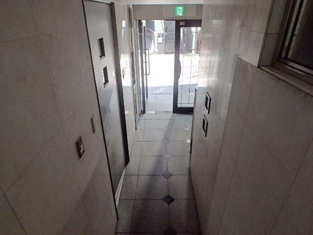 白山中央アネックスビルホール②