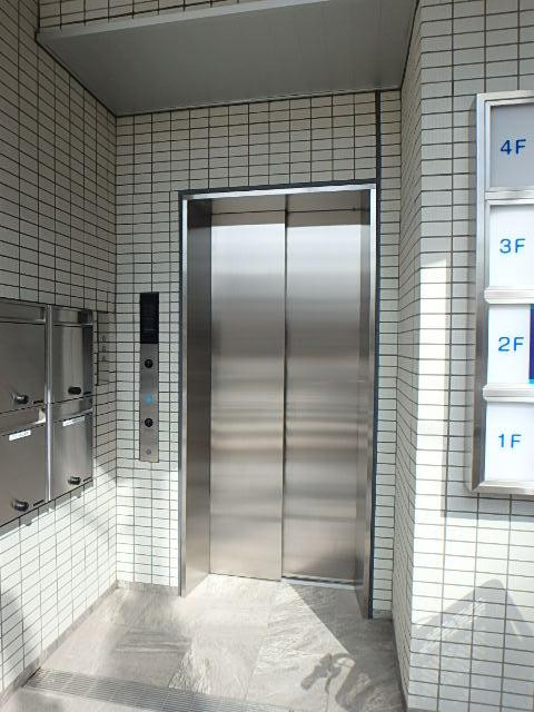 白山イーストエントランス④