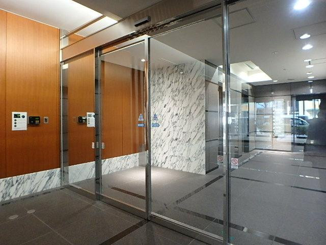 ＮＦ本郷ビルエントランス③