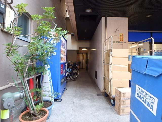 エントランス②