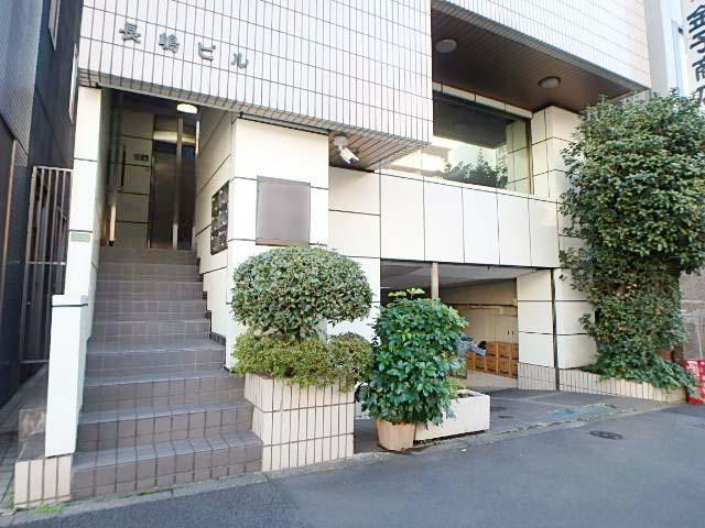 エントランス①