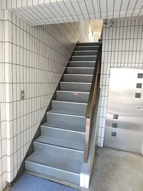 ニューライトビルホール①