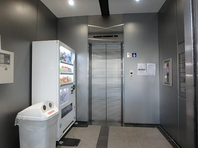 ヘミニスⅠビルホール①