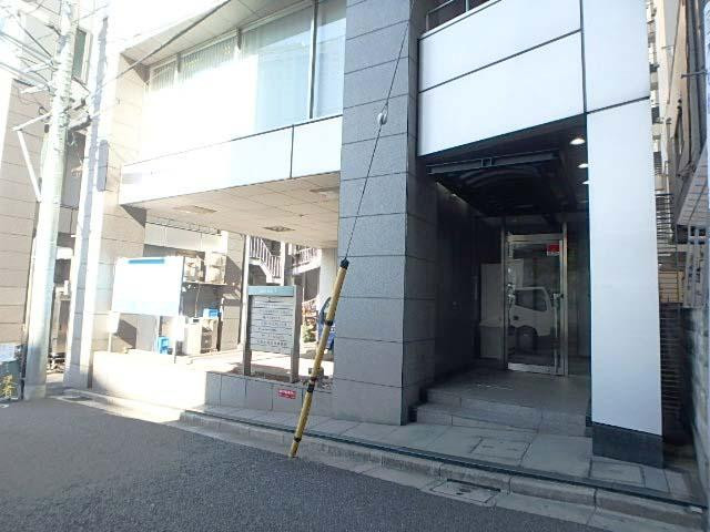 ヘミニスⅠビルエントランス①