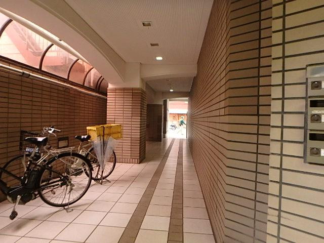 ホール③