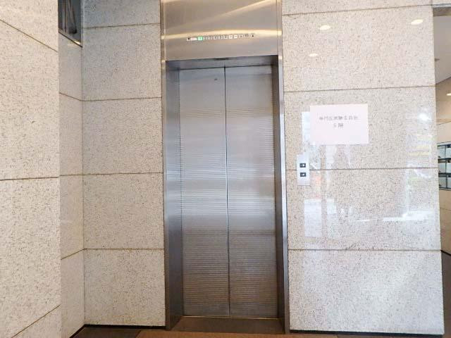 ホール②
