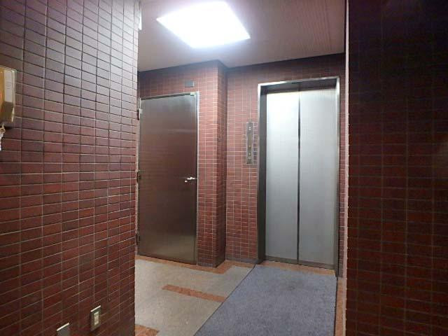ホール①