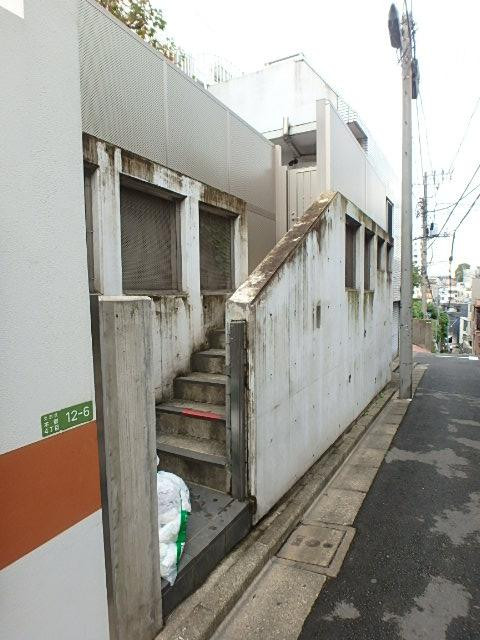 本郷ハウスエントランス④