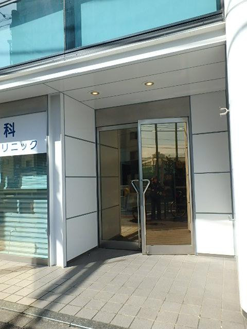 コロナ社第３ビルエントランス②