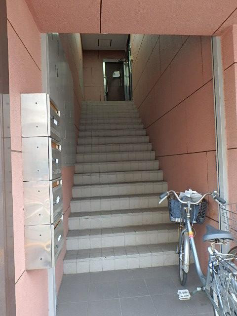 ホール①