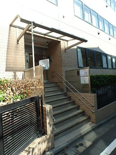 本澤ビルエントランス④
