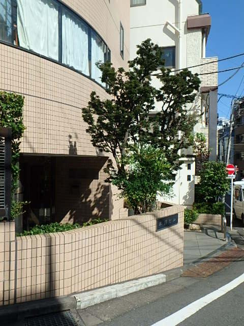 本澤ビルエントランス②