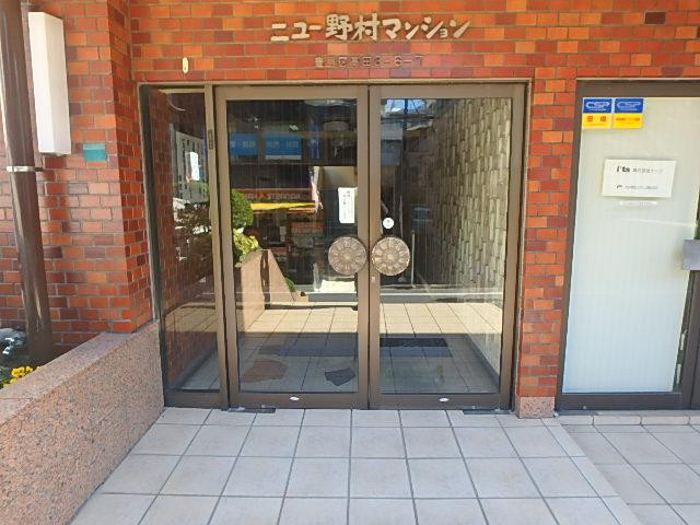 エントランス②