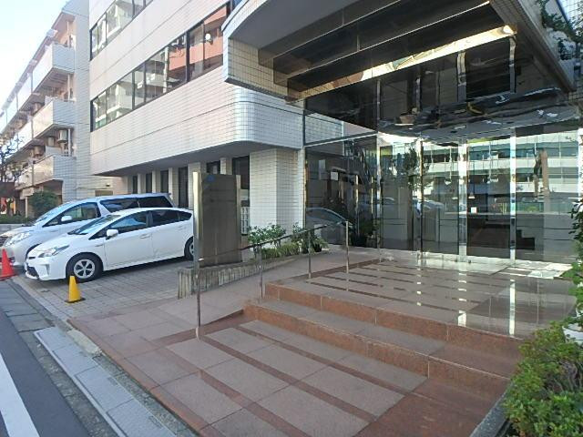 サイテックビルエントランス③