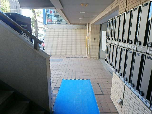 ホール①