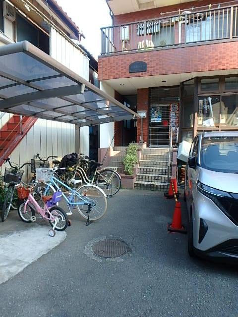 エントランス①