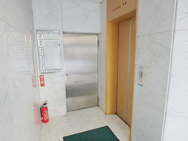 丸栄ビルホール②