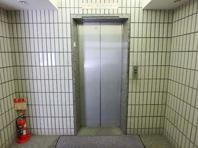 池袋ツルミビルホール②