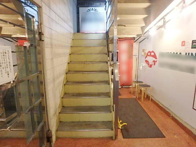 Ｃ３ビルホール①