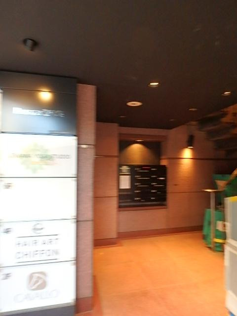 Ｒ．ｃｏｒｅ西池袋エントランス②