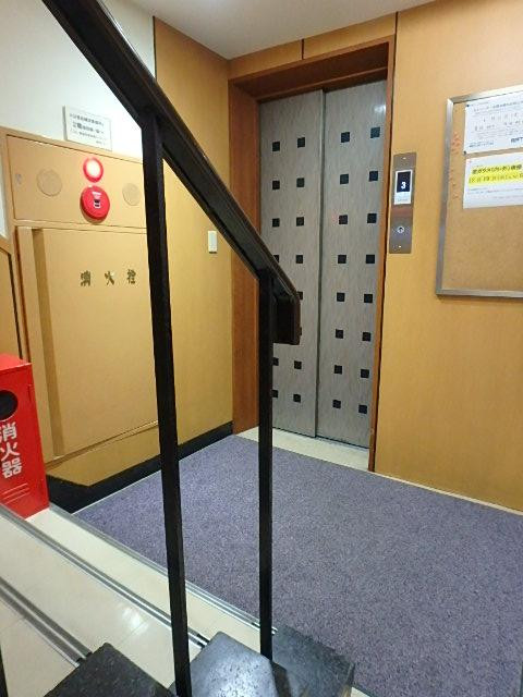 ホール②