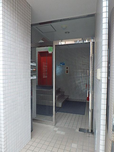 エヌエスティービルエントランス③