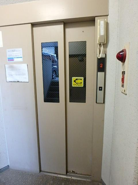 ホール②
