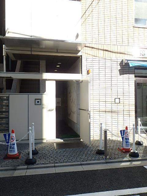 第３グロビスビルエントランス②