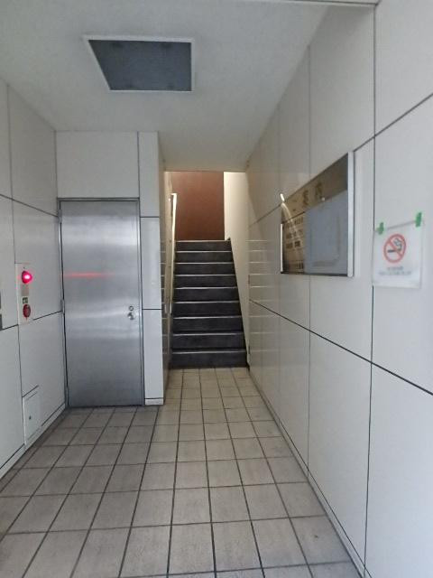 巣鴨茂木ビルホール①