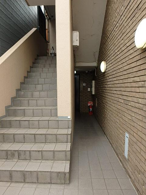 巣鴨スタービルホール①