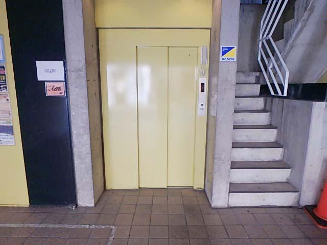 池袋ＭＩＢビルホール②