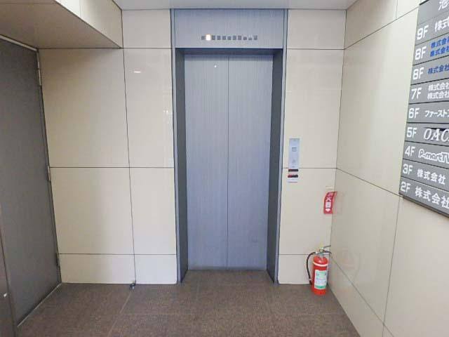 ホール②