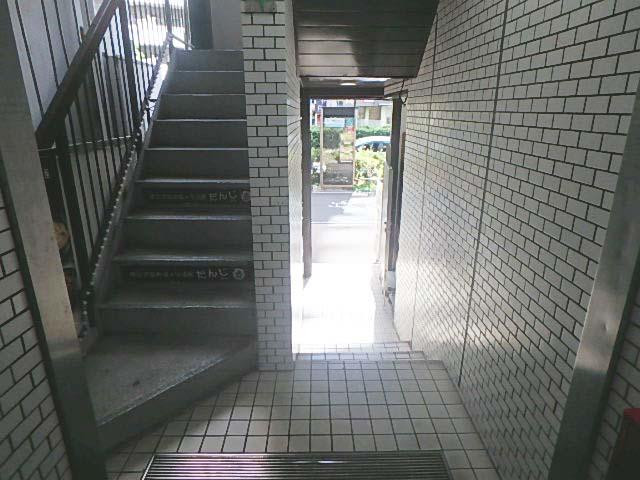 小林ビルホール③