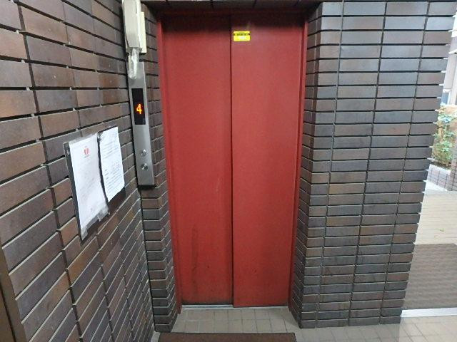 トウセン池袋ビルホール②