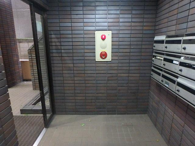 トウセン池袋ビルホール③