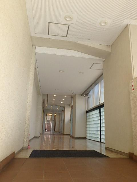 ホール①