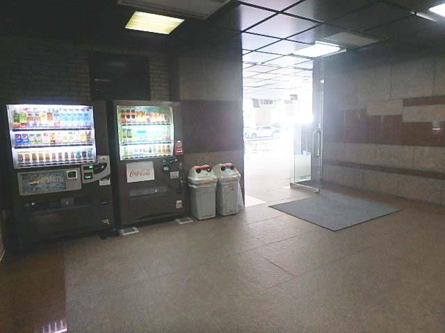 ホール③
