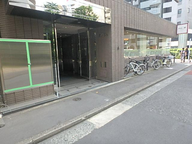 倉田ビルエントランス①