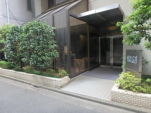 ウエストコート２１エントランス①