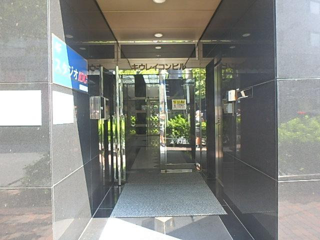 キウレイコンビルエントランス②
