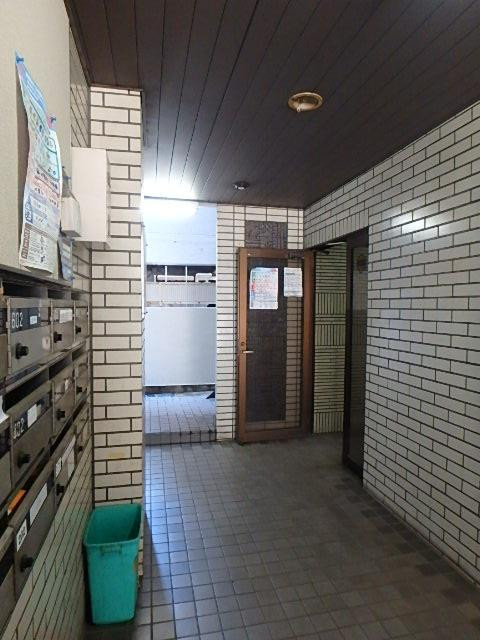 第３末好ビルエントランス④