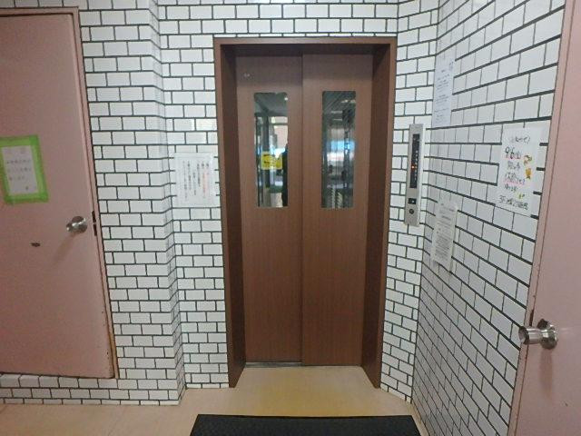 ホール②