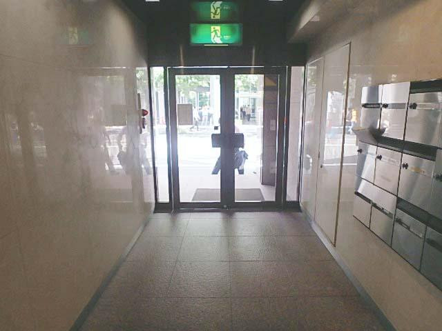 ホール③