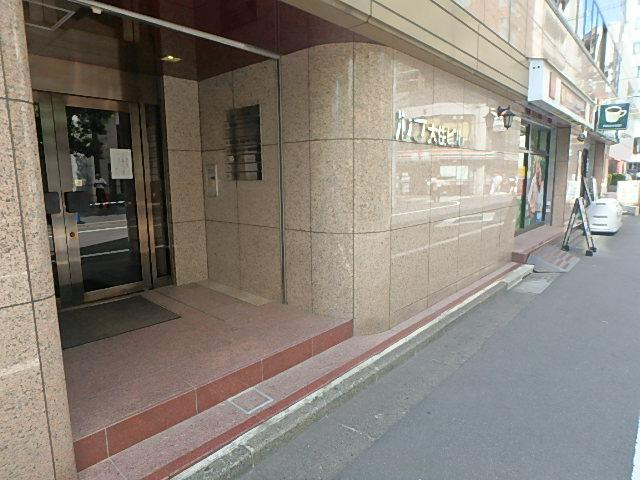 エントランス①