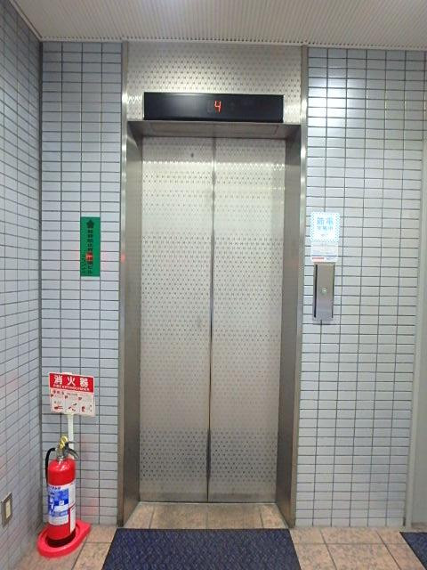 オガタビルホール③