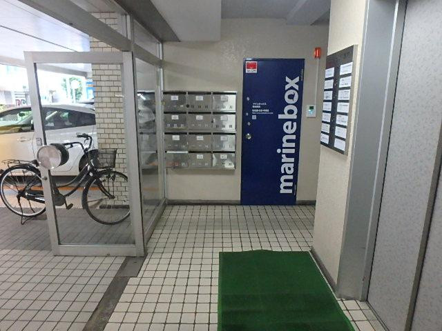 ホール②