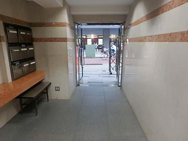 ＭＡＫＩビルホール③