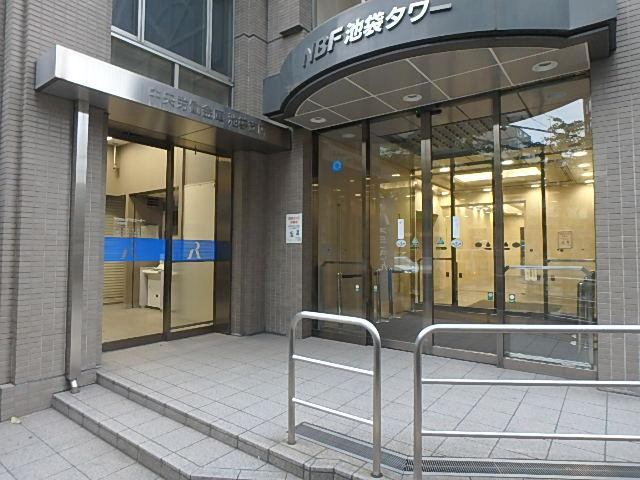 ＮＢＦ池袋タワーエントランス①