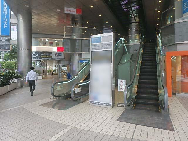 エントランス①